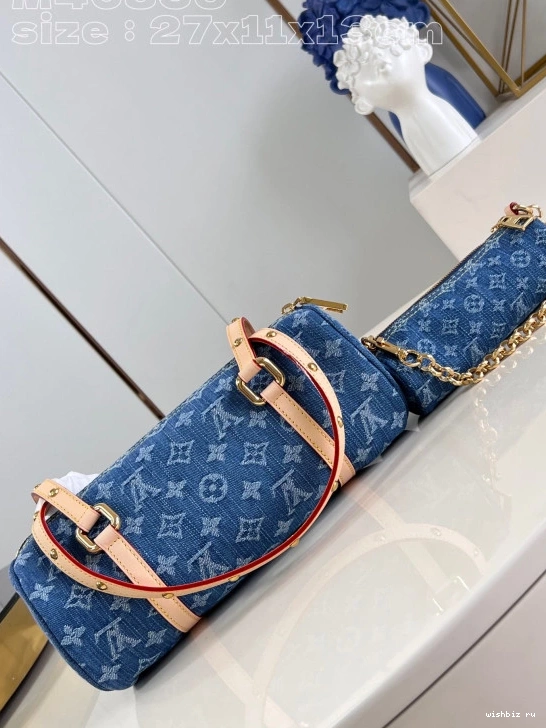 WIS PAPILLON VUITTON TRUNK LOUIS 0131